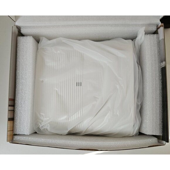 Freshair Portable White Air Purifier USB Charging & Digital Display and Manual - Picture 6 of 10